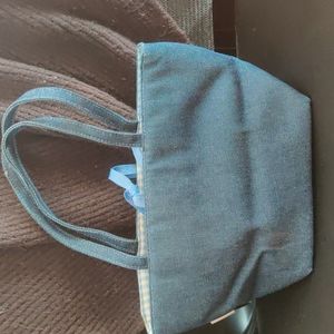 Shiseido small blue bag